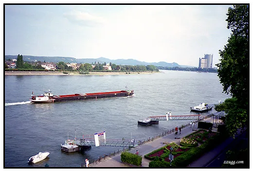 몰락하는 옛 수도 Bonn D+18
