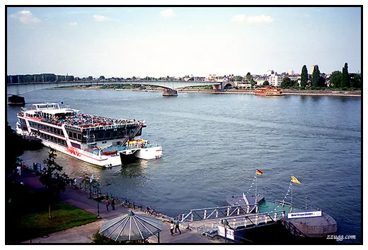 몰락하는 옛 수도 Bonn D+18